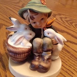 Hummel "playmates" boy & rabbits